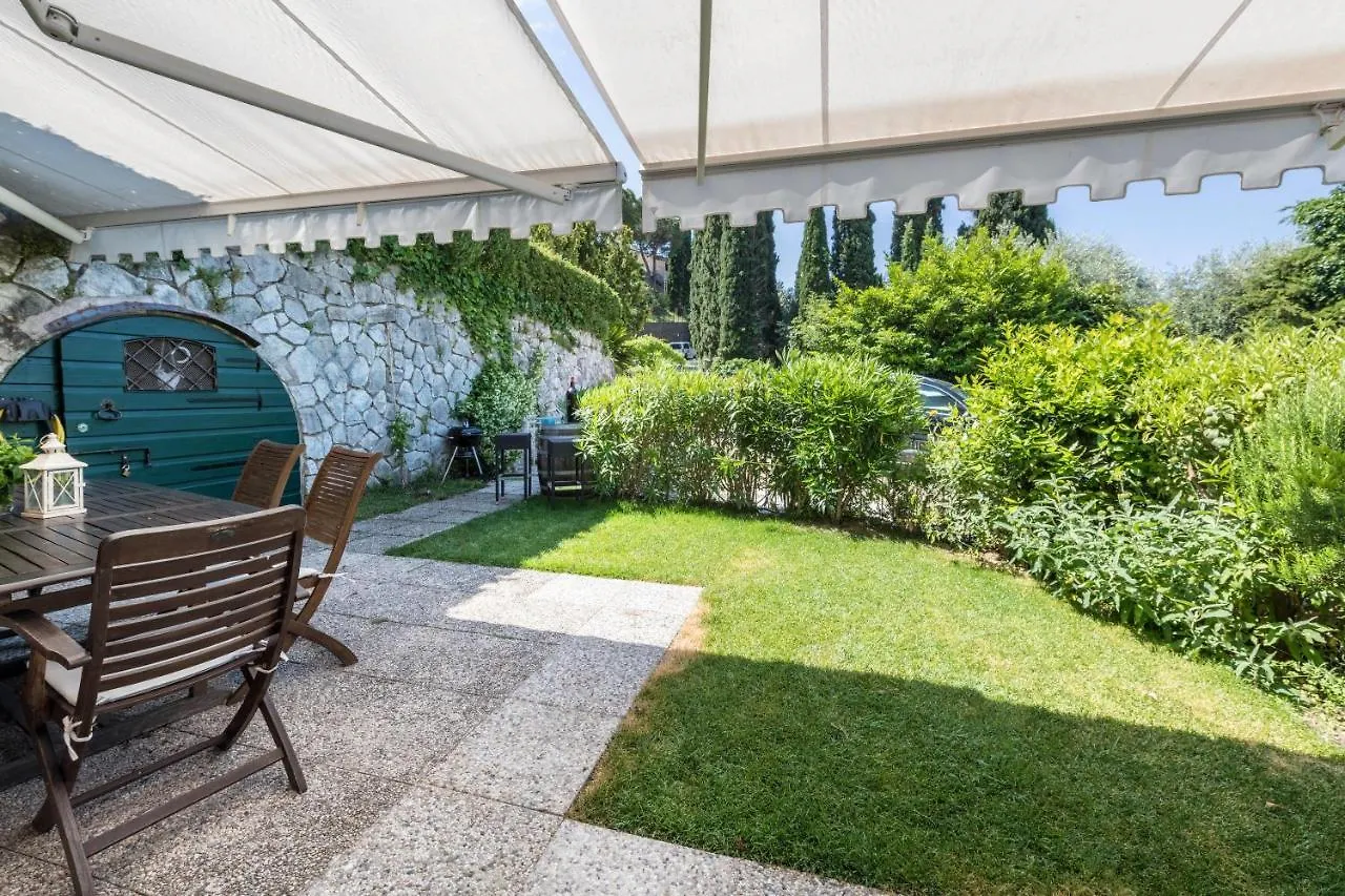 Residence La Mignon Oleandri location