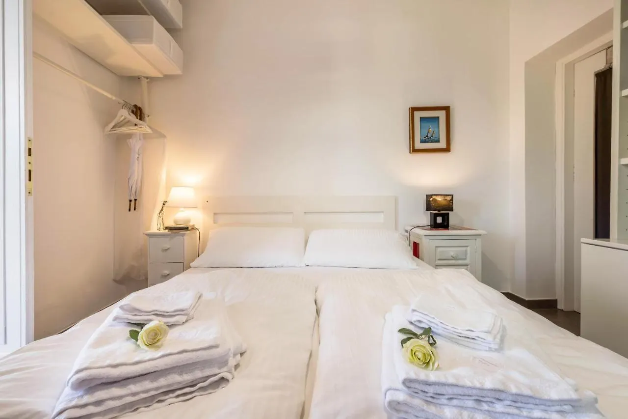 Residence La Mignon Oleandri Torri Del Benaco Appartement